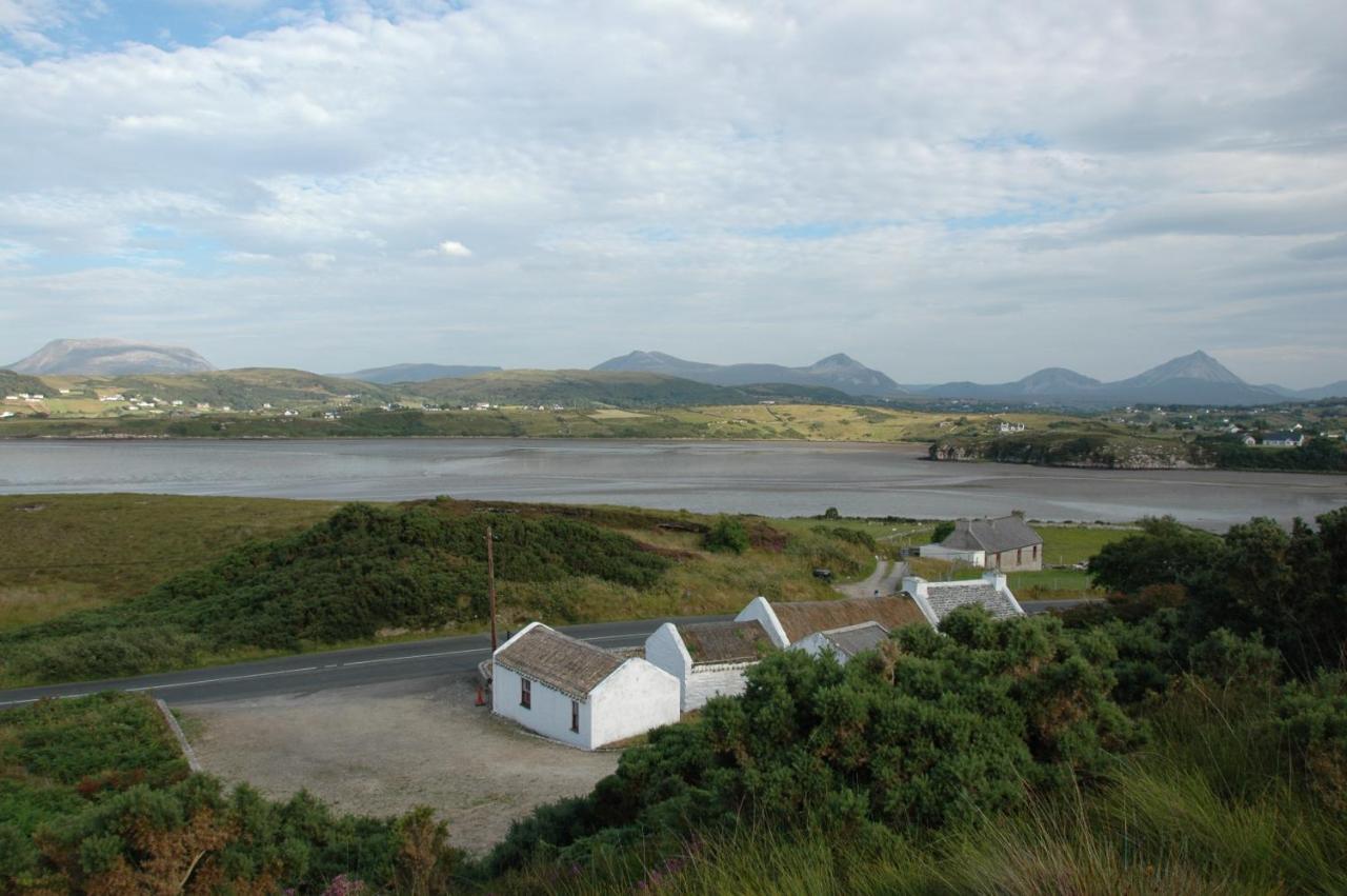 Hotel Óstán Loch Altan Cashel Hill Esterno foto