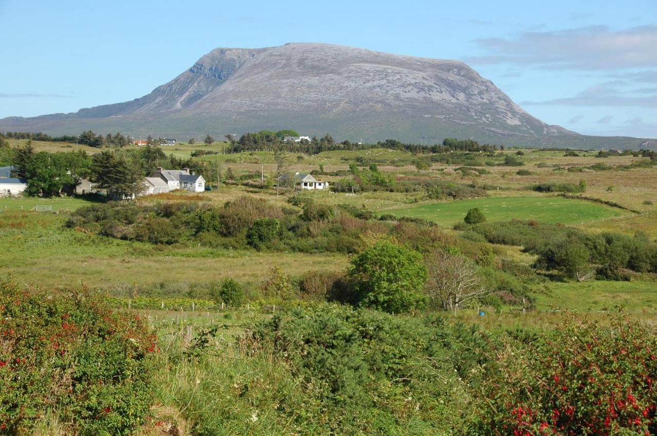 Hotel Óstán Loch Altan Cashel Hill Esterno foto